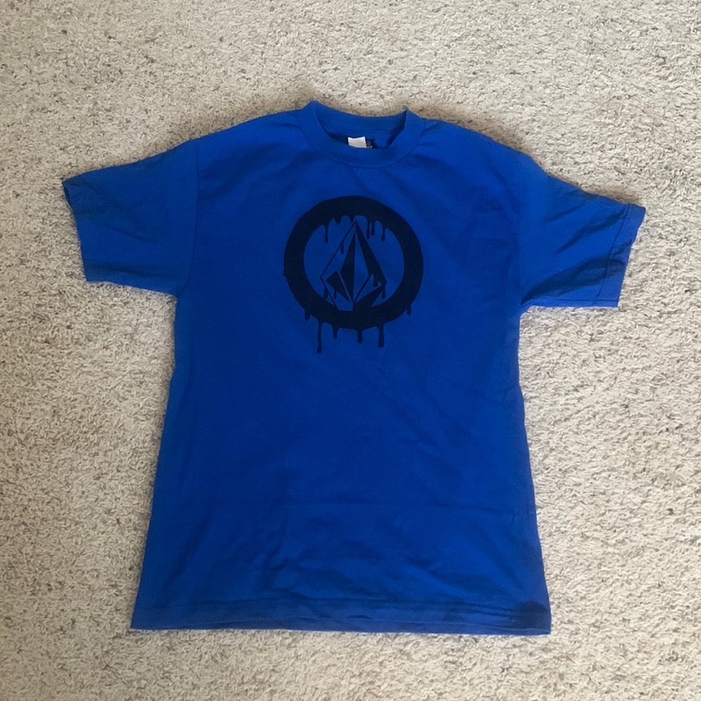 Volcom tee - like new